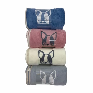 Francia bulldog fej mintás, hímzett, nedvszívó törölköző
