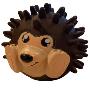 Fogtisztító süni labda - csipogó játék kutyáknak, 8 cm, több színben