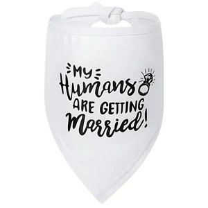 &quot;Az embereim megházasodnak&quot; feliratú kendő